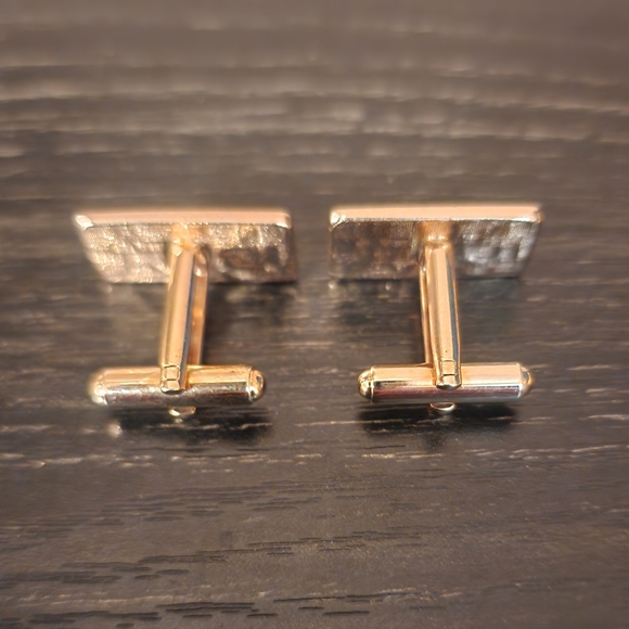 WALL STREET CUFFLINKS! Excellent Condition. No Box. - Picture 3 of 3